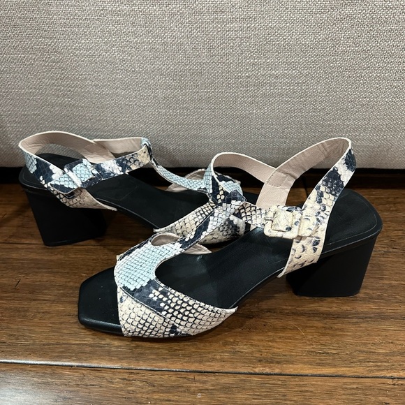 Hispanitas Stylish Snakeskin Patterned Women's Sandals size 38 - Picture 4 of 7